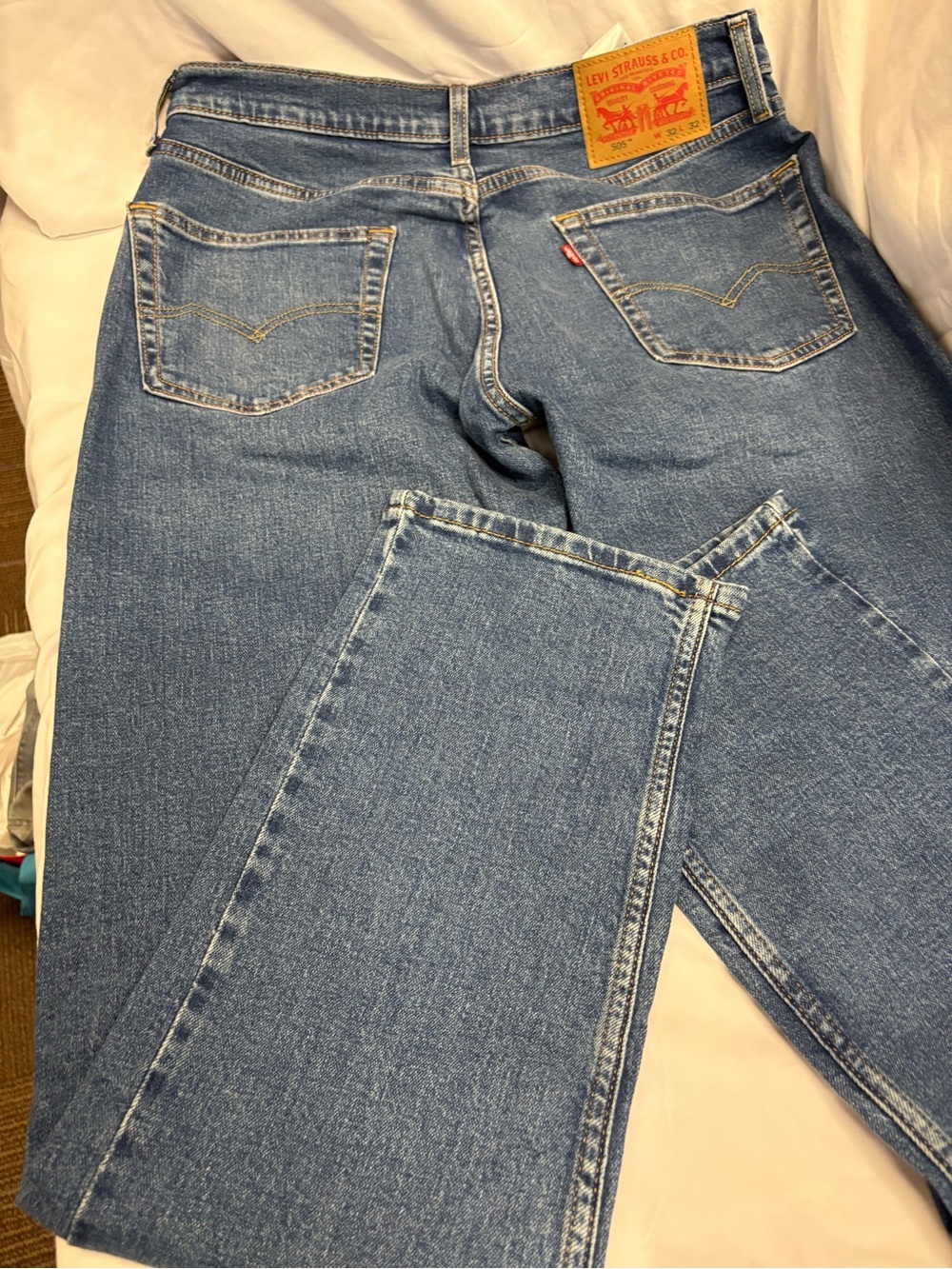 Levi's Men’s 505 Blue Denim Jeans with Tan Leather Patch and Red Tab - Picture 3 of 12